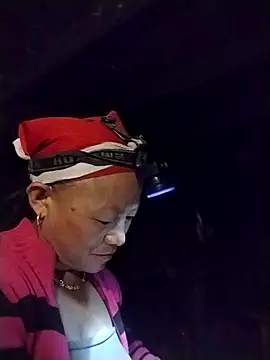 Snapshot of Samdim23 chatting on October 2025 09:15:02 PM Samdim23 online show from October 2025 09:15:02 PM