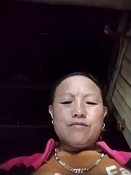 Snapshot of Samdim23 chatting on November 2025 02:01:02 AM Samdim23 online show from November 2025 02:01:02 AM