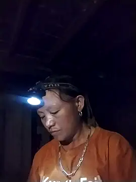 Snapshot of Samdim23 chatting on November 2025 02:15:01 PM Samdim23 online show from November 2025 02:15:01 PM