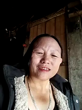 Snapshot of Samdim23 chatting on December 2025 02:05:02 AM Samdim23 online show from December 2025 02:05:02 AM