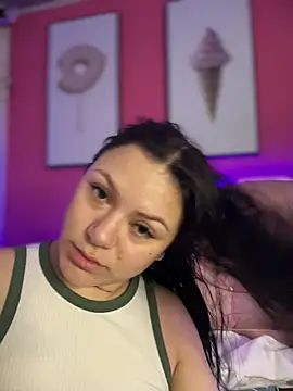 Megaan  More online show from November 2025 02:17:02 AM