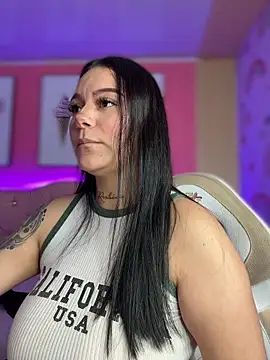 Snapshot of Megaan__More chatting on May 2026 04:29:01 AM Megaan More online show from May 2026 04:29:01 AM