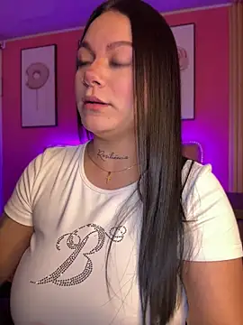 Snapshot of Megaan__More chatting on June 2026 02:01:02 AM Megaan More online show from June 2026 02:01:02 AM
