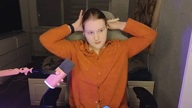 OliviaBlade online show from October 2025 03:40:02 PM