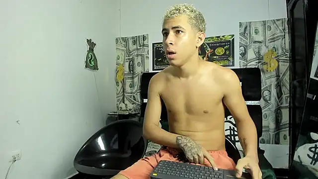 Latin straight0 online show from October 2025 06:39:01 PM