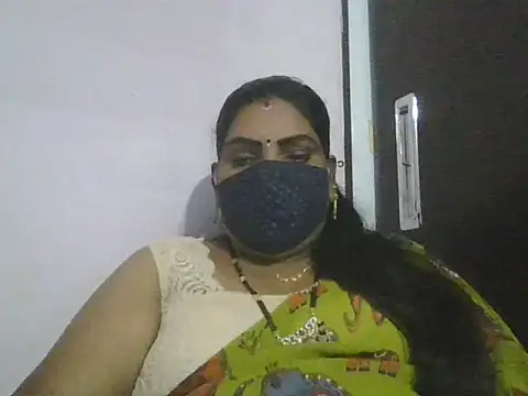 Snapshot of Nisha-telugu chatting on September 2025 04:34:02 PM Nisha-telugu online show from September 2025 04:34:02 PM