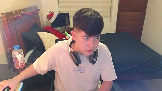 tightncuteass online show from November 2025 11:57:02 PM