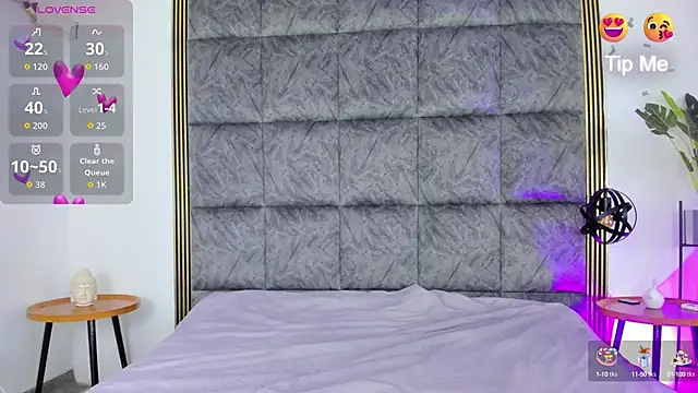 IvannaaVega online show from October 2025 04:19:02 AM