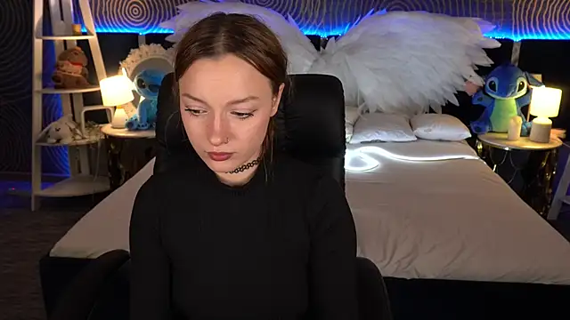 FoxyMayy online show from November 2025 08:22:01 PM