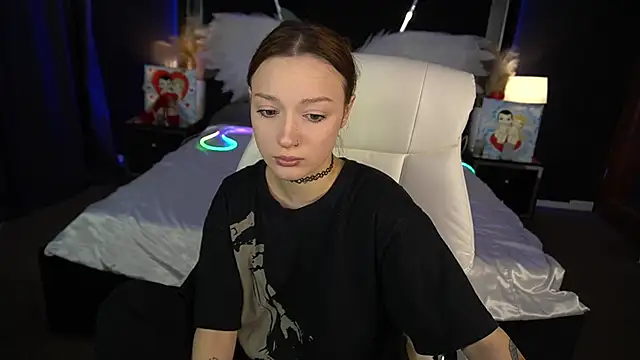 FoxyMayy online show from February 2026 01:55:01 PM