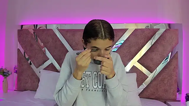 CarolinaaGomezz online show from December 2025 10:00:02 AM