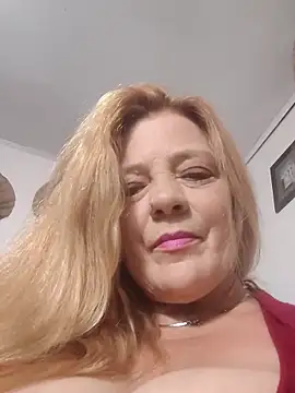 Snapshot of Casandra_Cruz chatting on October 2025 12:18:02 AM Casandra Cruz online show from October 2025 12:18:02 AM