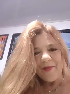 Snapshot of Casandra_Cruz chatting on October 2025 12:46:02 PM Casandra Cruz online show from October 2025 12:46:02 PM