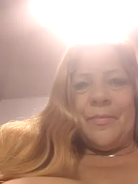 Snapshot of Casandra_Cruz chatting on October 2025 02:45:01 AM Casandra Cruz online show from October 2025 02:45:01 AM