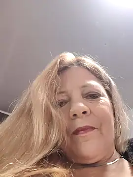 Snapshot of Casandra_Cruz chatting on October 2025 12:16:01 PM Casandra Cruz online show from October 2025 12:16:01 PM