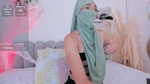 Ridwana  online show from October 2025 07:04:02 PM