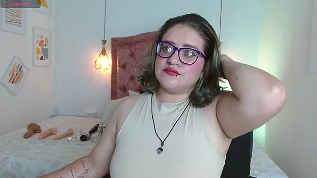 Snapshot of hellen_tirey chatting on September 2025 03:24:02 PM hellen tirey online show from September 2025 03:24:02 PM