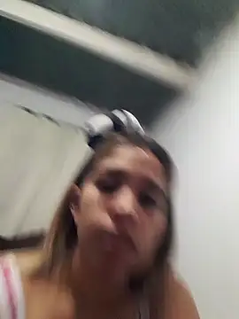 Snapshot of AngelitaSexyCam chatting on November 2025 01:29:01 AM AngelitaSexyCam online show from November 2025 01:29:01 AM