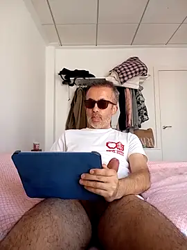 EmilioTaladdro online show from April 2026 09:46:02 AM