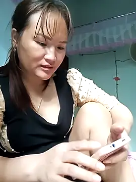 Tamara-a online show from October 2025 01:09:02 AM