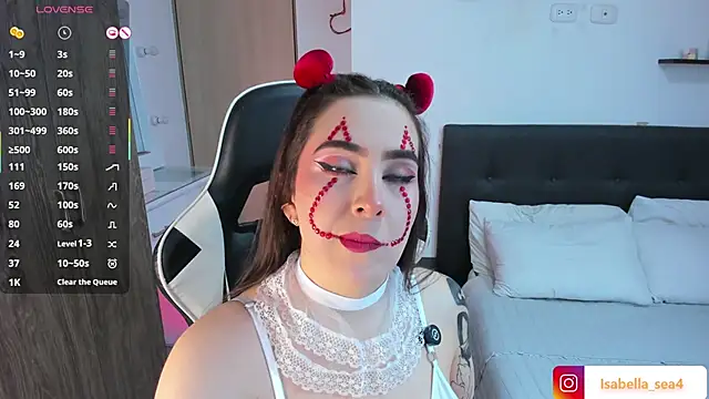 Snapshot of isabella_sea_ chatting on October 2025 01:34:01 AM isabella sea  online show from October 2025 01:34:01 AM