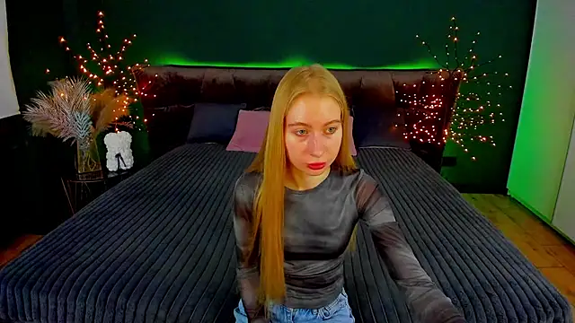 Alina Blonde online show from October 2025 05:39:02 AM