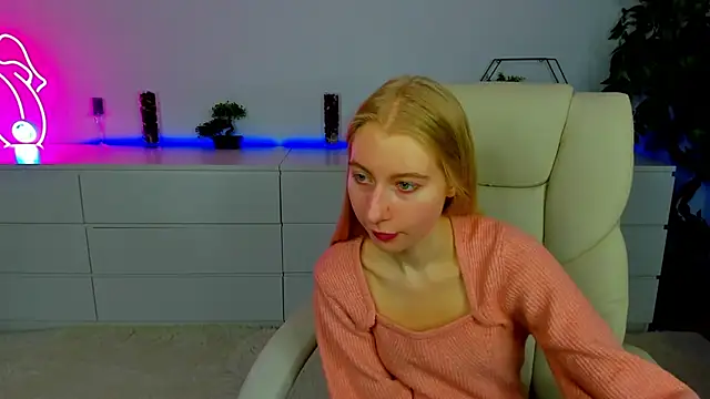 Alina Blonde online show from October 2025 05:41:02 AM