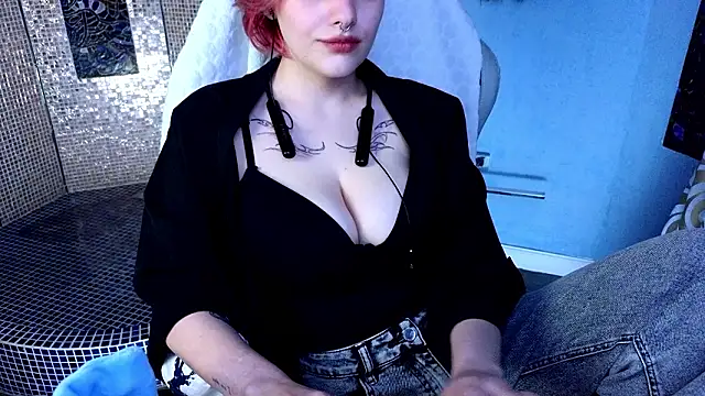 Eniferi online show from February 2026 08:25:02 PM