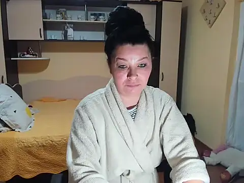 Soffy Skye online show from February 2026 05:01:01 AM