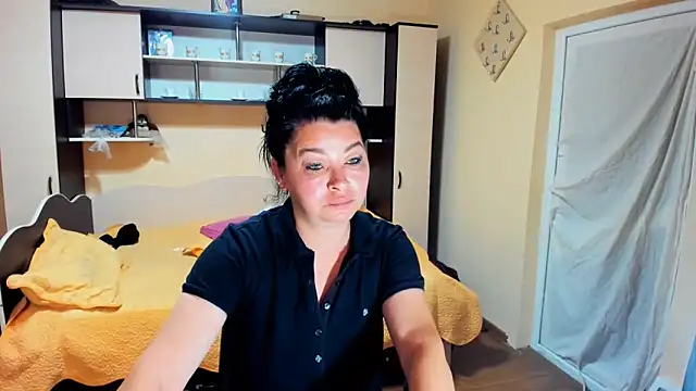Soffy Skye online show from June 2026 04:06:01 AM