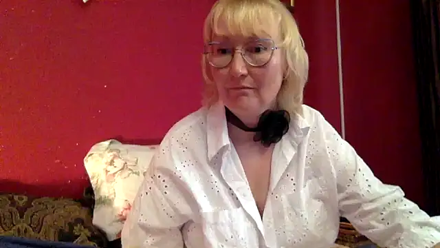 Snapshot of Zeyona chatting on July 2026 01:20:02 PM Zeyona online show from July 2026 01:20:02 PM
