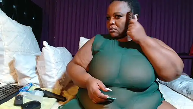Snapshot of Bustyboobs02xx chatting on July 2026 07:37:01 AM Bustyboobs02xx online show from July 2026 07:37:01 AM