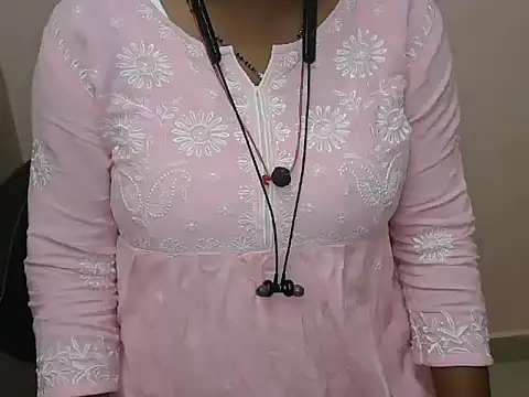 bold naina online show from November 2025 03:39:02 AM