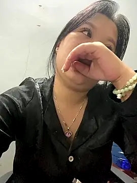 Snapshot of Lonlita18 chatting on September 2025 09:00:02 AM Lonlita18 online show from September 2025 09:00:02 AM