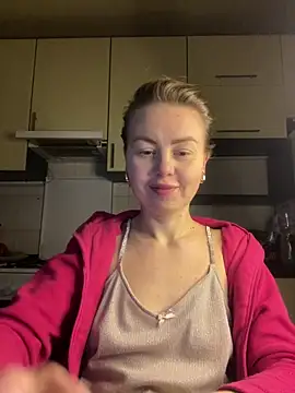 MartaLuna  online show from January 2026 09:24:01 PM