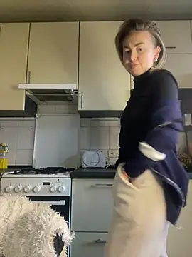 MartaLuna  online show from February 2026 02:12:02 PM