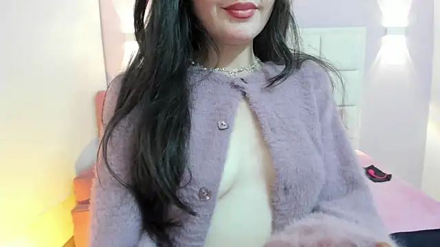 Ashleypetit online show from September 2025 12:06:01 PM