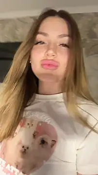 Elizabeth Tay online show from January 2026 04:45:02 PM