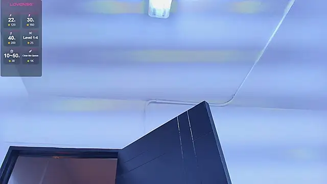 ValeryCortezm online show from November 2025 12:47:01 AM