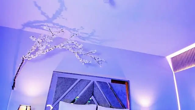 Isa Rouse   online show from November 2025 03:28:01 AM