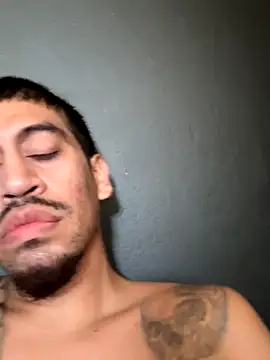 busnfatnutsLildee online show from November 2025 06:10:01 PM