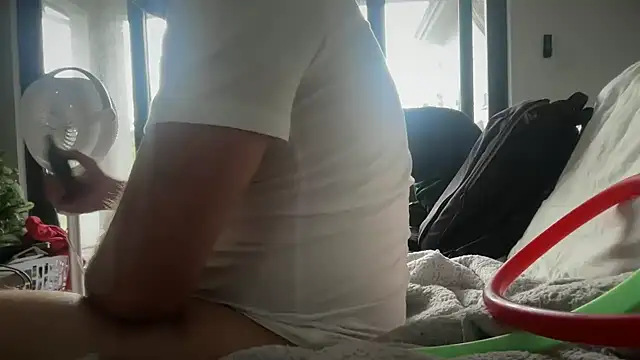 jasoncali305 online show from February 2026 05:03:01 PM