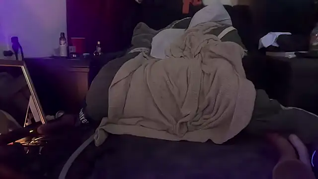 jasoncali305 online show from April 2026 03:55:02 PM