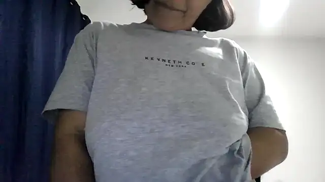 adri89-g online show from June 2026 04:46:01 AM