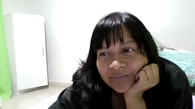 adri89-g online show from July 2026 04:19:01 AM