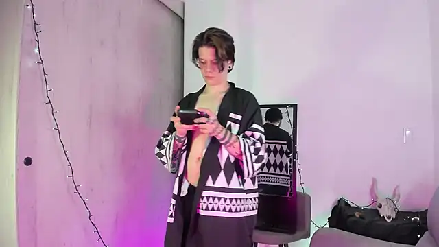 Jerry Cole online show from December 2025 10:48:02 PM