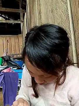 Snapshot of bonnie-00 chatting on November 2025 06:13:01 AM bonnie-00 online show from November 2025 06:13:01 AM