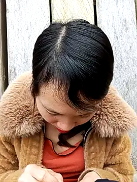 Snapshot of bonnie-00 chatting on November 2025 07:18:01 AM bonnie-00 online show from November 2025 07:18:01 AM