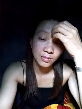 bonnie-00 online show from April 2026 04:24:01 PM