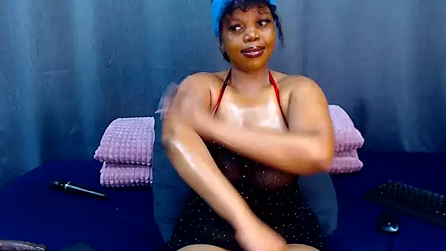 boujee01 online show from April 2026 03:18:02 AM